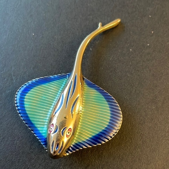 Macy's Jewelry - Macys Stingray pin